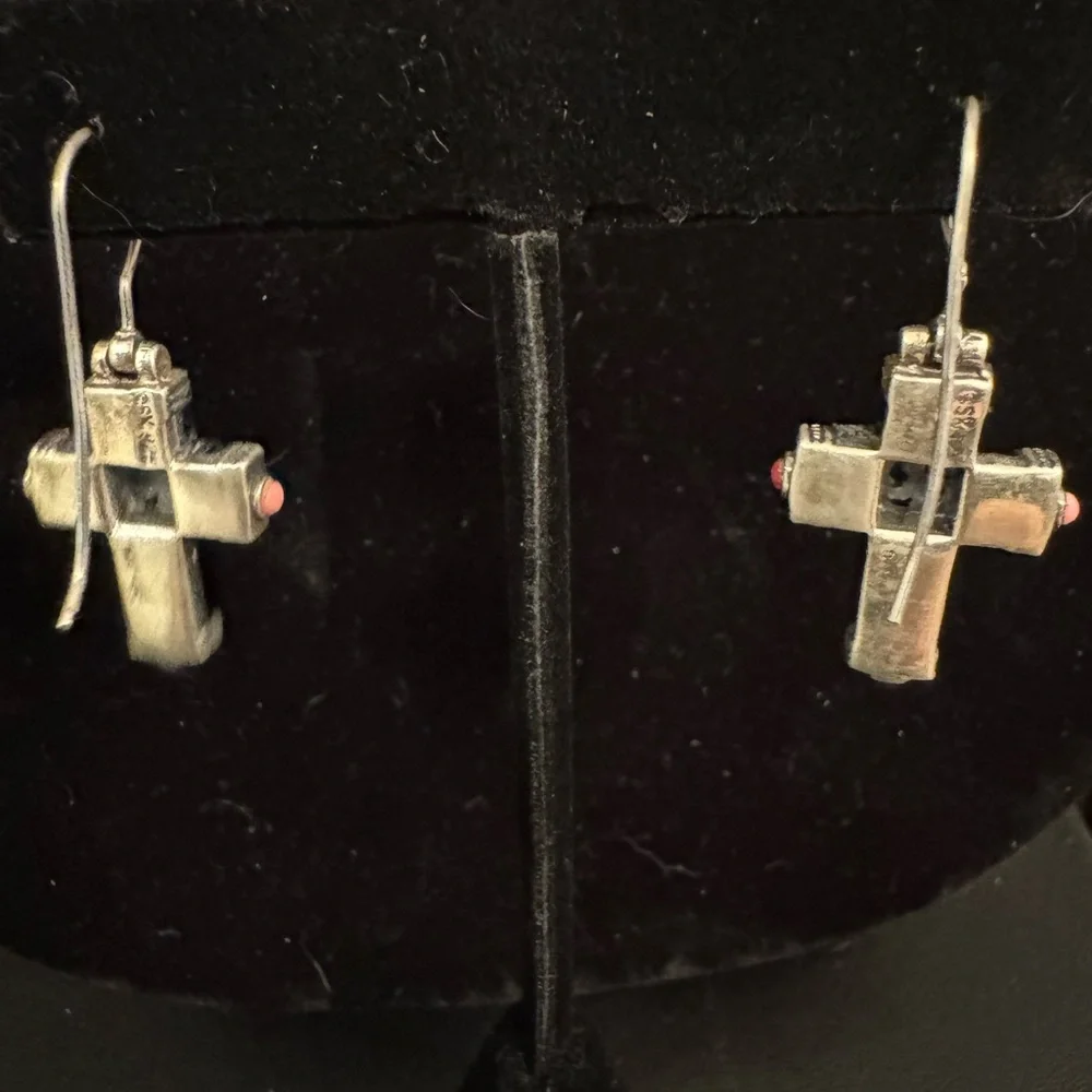 Elegant sterling Silver and Black onyx‎ Cross Earrings